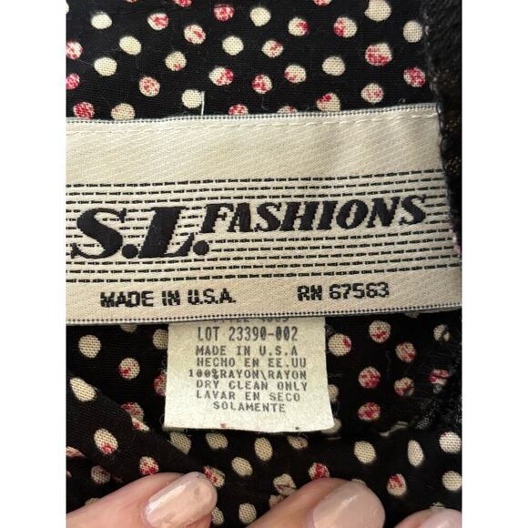 S. L. Fashions red/black floral/dot maxidress, vintage, 10, cottagecore, prairie - Picture 5 of 6